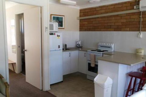 Sundial Holiday Units - Hobart Tourism 4