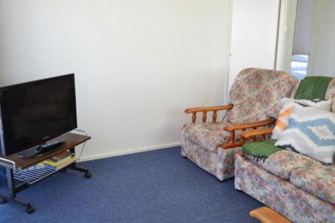 Sundial Holiday Units - Hobart Tourism 3