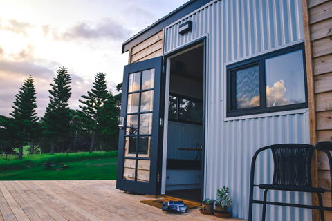 Tilba Lake Pods - Hobart Tourism 6