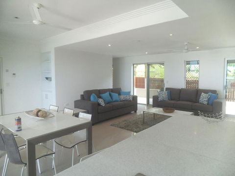 Island Villas & Apartments - Hobart Tourism 6