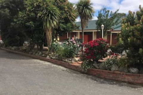 Cardigan Lodge Motel - Tourism TAS 1