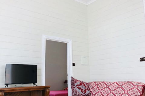 Kananook Heritage House - Hobart Tourism 5