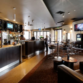 Burleigh Heads Hotel - Tourism TAS 3