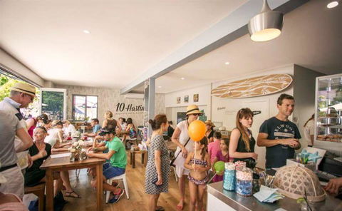 10 Hastings Street Cafe - Hobart Tourism 11