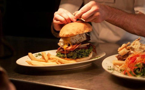 Harley Ironhorse Bar & Grill - Tourism TAS 15