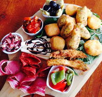 Off The Boat Pizzeria - Hobart Tourism