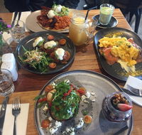 Eating Station - Hobart Tourism