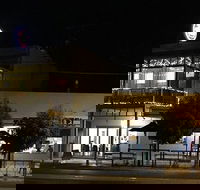 Tysons Reef Hotel - Hobart Tourism
