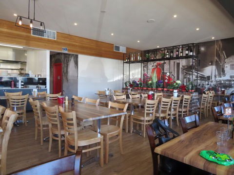 La Porchetta Phillip Island - Hobart Tourism 0