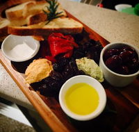Q Manhattans Restaurant  Bar - Hobart Tourism
