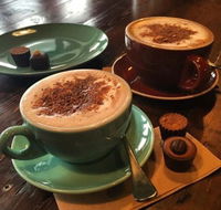 The Chocolate Labrador - Hobart Tourism