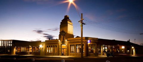 Central Hotel Bistro - Hobart Tourism 0