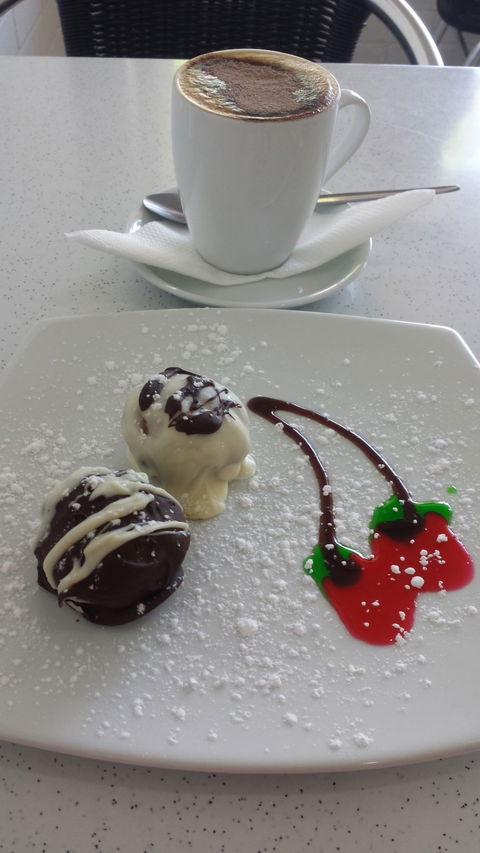Cafe Amphora - Tourism TAS 37