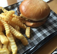 Stumpys Burgers - Tourism TAS