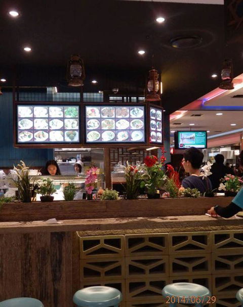 Lok Lok Dumpling Bar Macquarie Centre - Tourism TAS 4