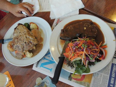 ShoalHaven Heads Bowling And Recreation Centre's Bistro - Hobart Tourism 0