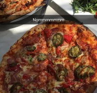 Avoca Woodfire Pizza Cafe - Tourism TAS