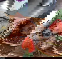 Cafe Manuela - Tourism TAS