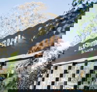 Leumeah Hotel - Hobart Tourism