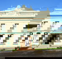 Railway Hotel Armidale  1879 Bistro - Hobart Tourism