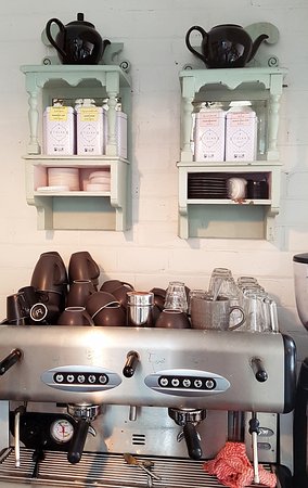 B.Ash Cafe - Tourism TAS 0