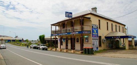 Macleay River Hotel - Hobart Tourism 0