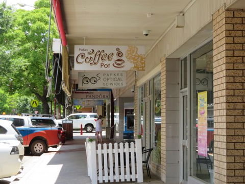 Parkes Coffee Pot - Tourism TAS 0