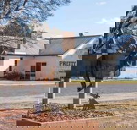 Pretty Pine Hotel - Hobart Tourism