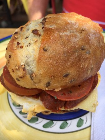 Quotes Cafe - Tourism TAS 0