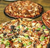 The cave wood fired pizza bar - Hobart Tourism
