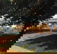 The Cottage - Hobart Tourism