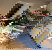 Les' Coffee and Sweets - Hobart Tourism