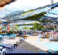Toormina Hotel Palms Bar  Dining - Hobart Tourism