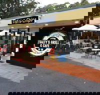 Salty's Grill  Cafe - Hobart Tourism
