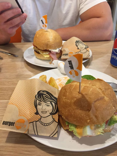 Burger Edge - Wollert - Tourism TAS 0