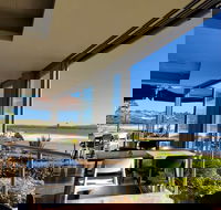 Reef Bar and Grill - Tourism TAS