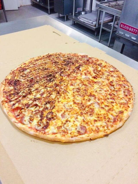 Rocky's Pizza - Hobart Tourism 0