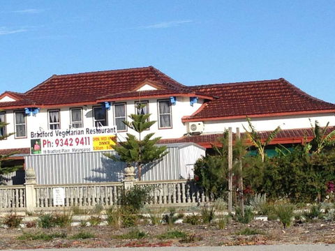 Bradford Vegetarian Restaurant - Hobart Tourism 0