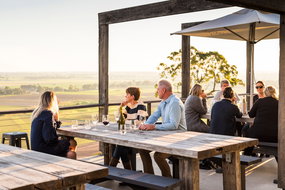 Bairnsdale Restaurants and Takeaway Tourism TAS Tourism TAS