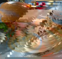 Newnham Hotel Restaurant - Hobart Tourism