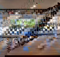 Corner Store Cafe - Tourism TAS