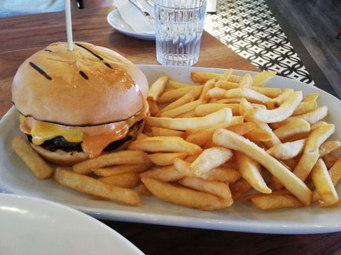 Fast Eddys Cafe - Perth CBD - Hobart Tourism 0