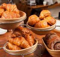 Black Star Pastry Galeries - Tourism TAS