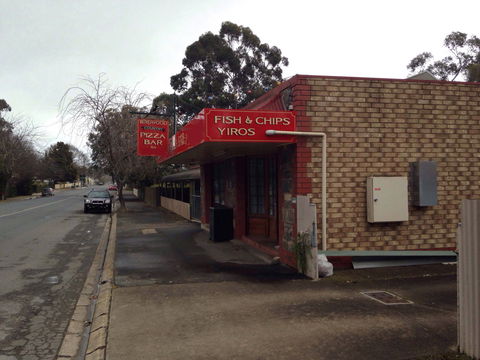 Birdwood Country Pizza Bar - Hobart Tourism 0