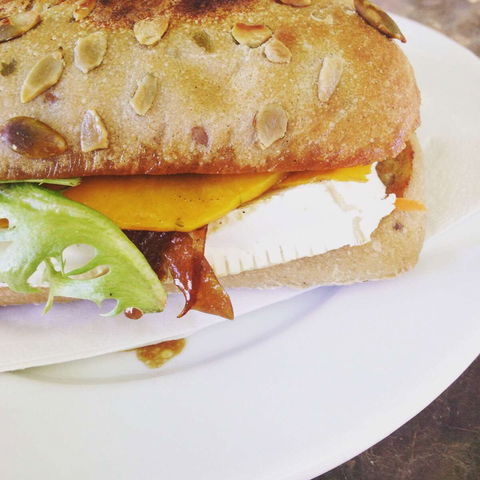 Ivanhoe Café - Hobart Tourism 0