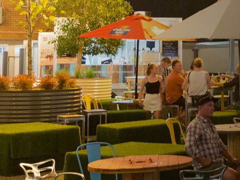 SS&A Club Albury - Hobart Tourism 0