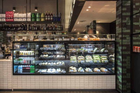 Mr Collins - Hobart Tourism 0