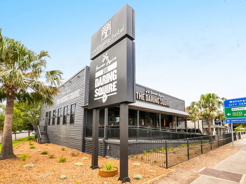 The Daring Squire - Hobart Tourism 0