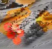 5 Dogs Gourmet Hot Dogs - Mount Gravatt - Hobart Tourism