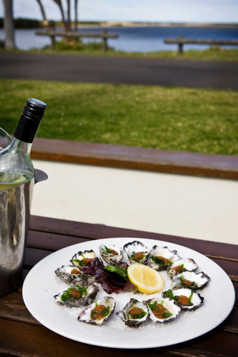 Hedy's Riverside Bistro - Hobart Tourism 1